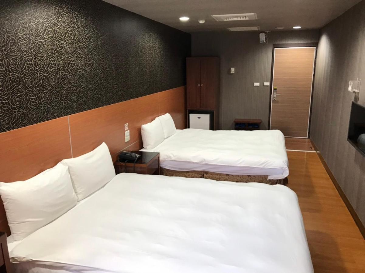 Long Siang Hotel Kaohsiung Luaran gambar
