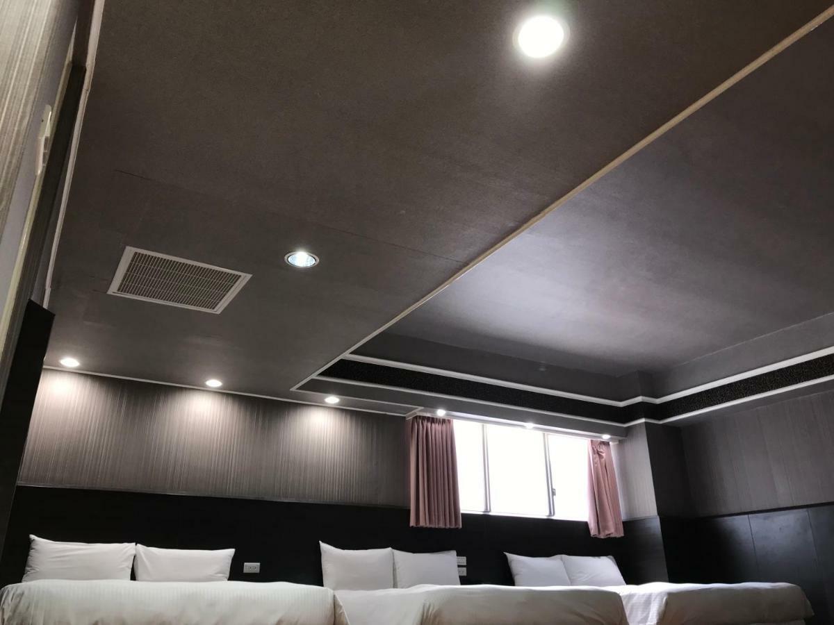 Long Siang Hotel Kaohsiung Luaran gambar