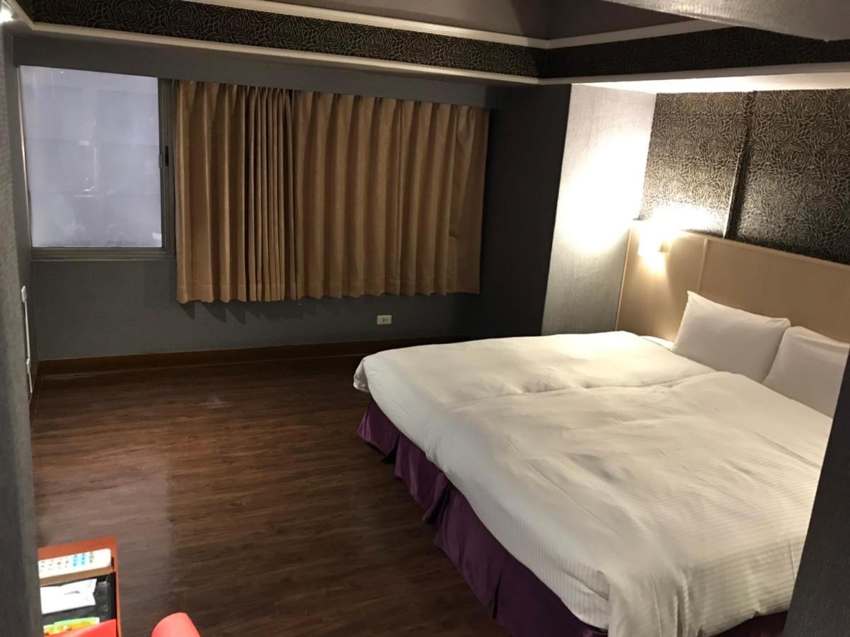 Long Siang Hotel Kaohsiung Luaran gambar