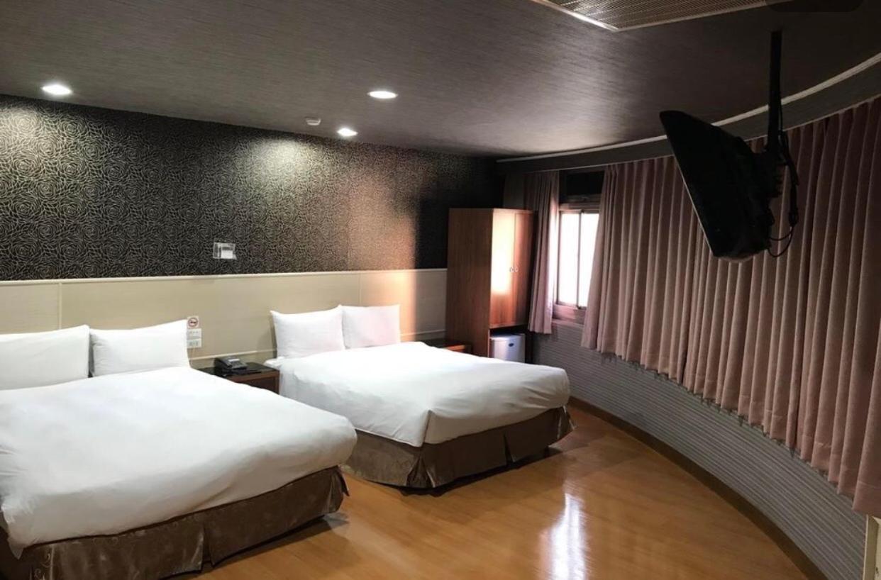 Long Siang Hotel Kaohsiung Luaran gambar
